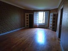Immeuble à vendre THIERS (63)