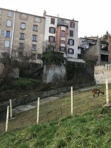 Immeuble à vendre THIERS (63)