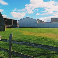 À VENDRE – DOMAINE IDÉAL ACTIVITÉ ÉQUESTRE OU AGRICOLE – À PROXIMITÉ DE VICHY