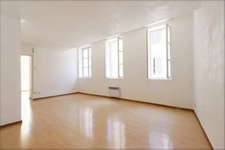 Dpt Bouches du Rhône (13), à vendre MARSEILLE 1er ARRONDISSEMENT appartement T3 de 60 m²  