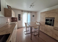 PONT-SAINTE-MARIE (10) à vendre Maison Plain-pied de 5 pièces 121 m² avec sous-sol total et jardin de 883 m²