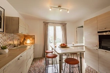 PONT-STE-MARIE: Single-storey house of 121 m² (Energy Performance Certificate C) with a full basement of 129 m² 
