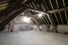 Dpt Yonne (89), à vendre  SAINT VINNEMER Maison rénovée 3 chambres + dépendances 60 m² – Potentiel extension >150 m² – Cœur de village, cour sans vis‑à‑vis