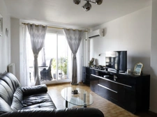 Dpt Bouches du Rhône (13), à vendre appartement T4 avec terrasse fermée et loggia