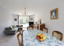 Dpt Bouches du Rhône (13), à vendre  maison P6 environ 90 m² avec jardin  
