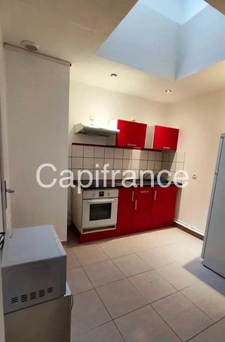 Investisseurs: Immeuble de 5 appartements loués à vendre centre CALAIS (62)