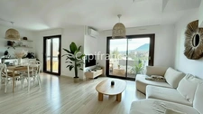 T3 DUPLEX EN DERNIER ÉTAGE – CLIMATISÉ – VUE MONTAGNES – ANNECY (74)