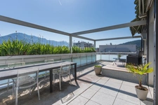Rare 5-room penthouse apartment with unobstructed views, garage available, in the heart of ANNECY (74)