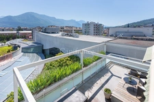 Rare 5-room duplex penthouse with garage, in the heart of ANNECY (74)