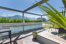 Rare 5-room duplex penthouse with garage, in the heart of ANNECY (74)