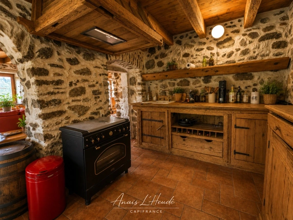Propriété de charme en pierre avec installations équestres 