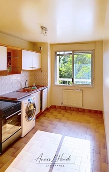 APPARTEMENT T2 /T3 A VENDRE - ANNEMASSE au calme, proche de toutes commodités