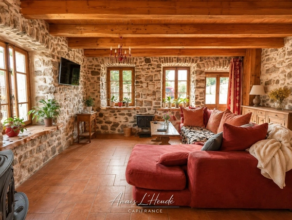Propriété de charme en pierre avec installations équestres 