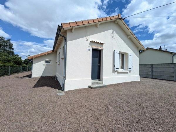 Maison plain-pied 75,5 m² - Thouars (79)
