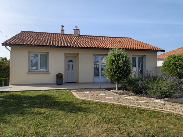Maison à vendre 98.18 m² - CERIZAY (79)