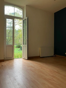 Un domaine de pierre de 160 m² env. à rénover sur 15950 m² de forets préservées, Un havre rare entre ciel et pins !