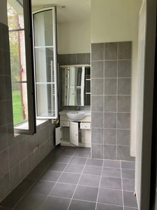 Un domaine de pierre de 160 m² env. à rénover sur 15950 m² de forets préservées, Un havre rare entre ciel et pins !