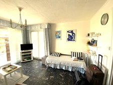 Dpt Alpes Maritimes (06), à vendre JUAN LES PINS appartement T1  vue mer