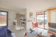 Villa for sale with sea view in Golfe Juan (06)