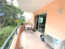 Dpt Alpes Maritimes (06), à vendre CANNES- Oxford  appartement T2 , cave et parking en sous sol