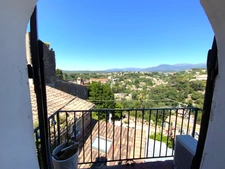 Maison de village à vendre 4 pièces haut de CAGNES SUR MER (06)