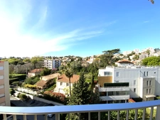 Appartement à vendre 4 pièces, cave et garage ANTIBES (06)