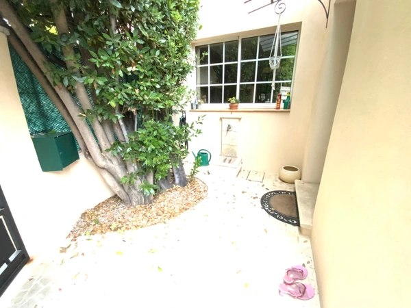 ANTIBES – VILLA DE CHARME 90 M² – 3 CHAMBRES – PROCHE CENTRE-VILLE (06)