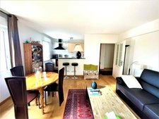 Dpt Alpes Maritimes (06), à vendre CANNES- Oxford  appartement T2 , cave et parking en sous sol