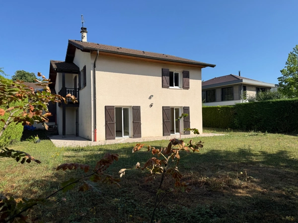Maison à vendre 6 pièces PREVESSIN MOENS (01)