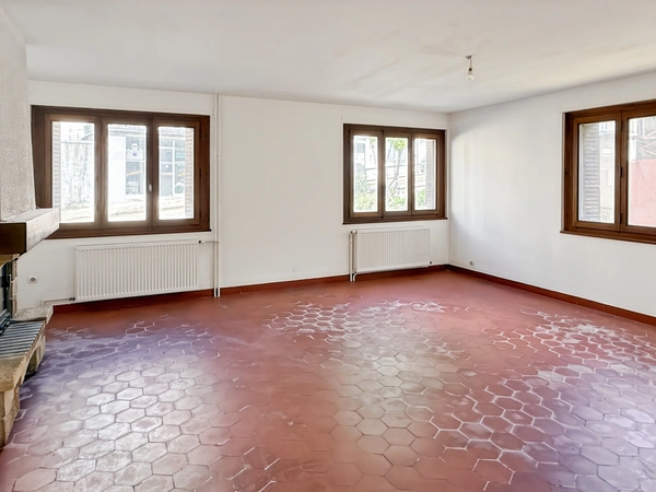 Maison à vendre 6 pièces GEX (01)