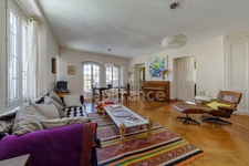 Maison à vendre 7 pièces DIVONNE LES BAINS (01)