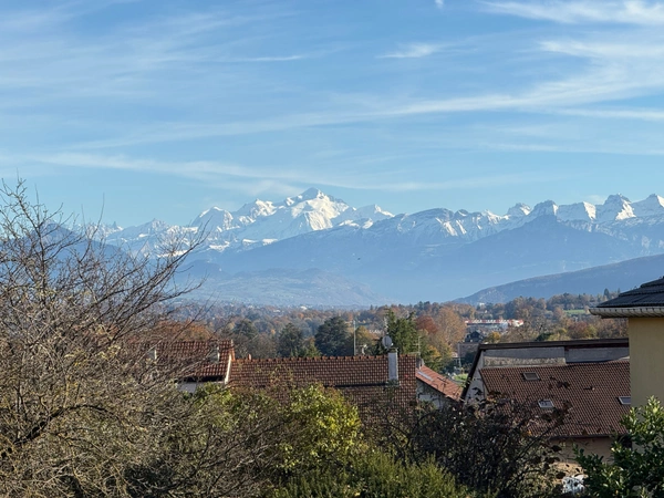 Maison à vendre 5 pièces PREVESSIN MOENS (01)