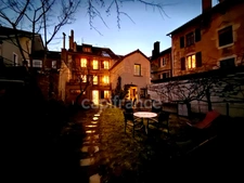 Maison à vendre 10 pièces GEX (01)