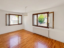 Maison à vendre 6 pièces GEX (01)