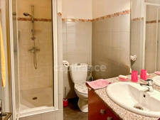 Apartment for sale, 1 room, FERNEY VOLTAIRE (01)