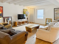 Maison à vendre 7 pièces GRILLY (01)