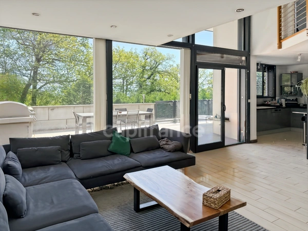 Maison à vendre 5 pièces ECHENEVEX (01)