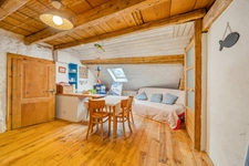 House for sale, 10 rooms, GEX (01)