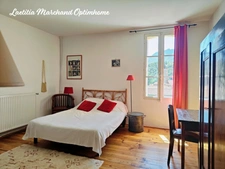 Maison de Maître 300 m² – 7 chambres – Piscine – Jardin – Panneaux Solaires – Proche Prades