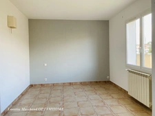 Maison 4 faces de plain pieds 4 chambres et piscine à Nefiach