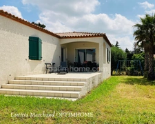 Maison 4 faces de plain pieds 4 chambres et piscine à Nefiach