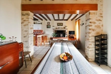 Propriété de Charme - Gîte de 103 m² - Capacité 12 personnes - 4 Chambres - Piscine et dépendances - terrain 11 500 m² environ  ARNAC LA POSTE (87)