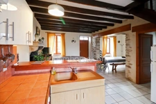 Propriété de Charme - Gîte de 103 m² - Capacité 12 personnes - 4 Chambres - Piscine et dépendances - terrain 11 500 m² environ  ARNAC LA POSTE (87)