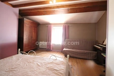 Maison de 166 m² - 9 pièces - 5 chambres - 3 Granges + dépendances - parcelle Terrain 5 184 m² DOMPIERRE LES EGLISES (87)