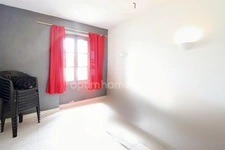 Maison de charme plain pieds 102 m² -  5 pièces - 2 Chambres - terrain 3 500 m² MAGNAC LAVAL (87190)
