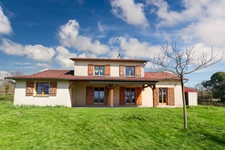 EXCUSIVITE - Maison 133 m² -  5 pièces - 3 chambres - terrain 4440 m² - 87190 MAGNAC LAVAL (87)