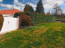 Maison de plain Pied de 104 m² - 7 pièces -  5 chambres - Véranda - Garage - sur parcelle de Terrain Clos de 1500 m² - MAGNAC LAVAL (87)
