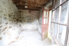 Maison de 105 m² - 5 pièces - 3 Chambres - 1 Grange - 1 dépendance-  Terrain de 648 m² - DOMPIERRE LES EGLISES 87190 