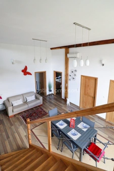 Maison Coup de Cœur de 178 m² - 7 pèces - 4 Chambres -sur parcelle de 458 m² - Saint Hilaire La Treille 