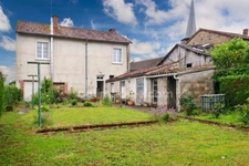 Maison de Villlage de  91,5 m² - 5 pièces - 3 Chambres - Garage - Dépendances - Jardin 300 m² -  ORADOUR SAINT GENEST (87)